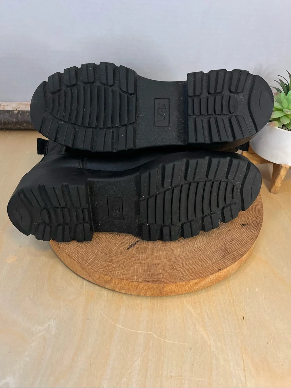 UGG markstrum chelsea